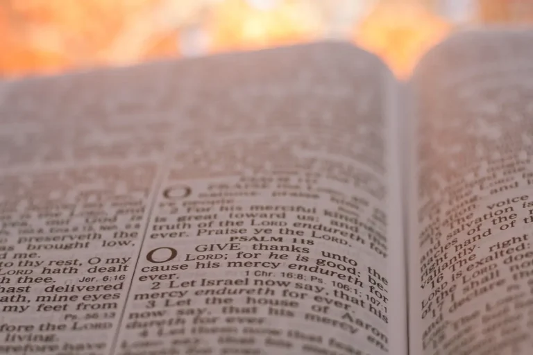 bible open to psalm